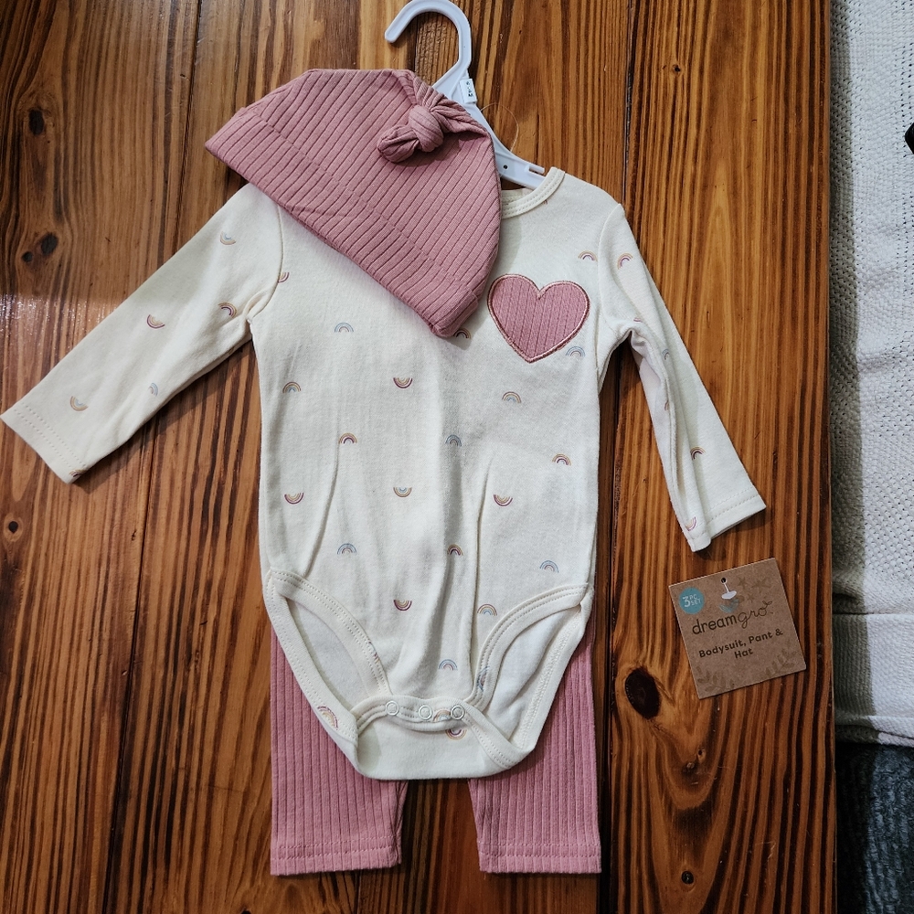 NWT long sleeve hearts and rainbows